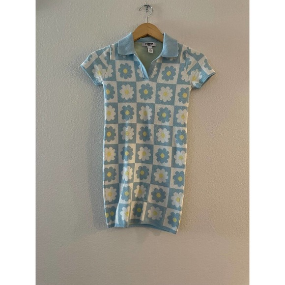 RSQ Girls Floral Sweater Dress Medium Blue White V-Neck Collared Short Sleeve - Picture 2 of 7